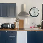 Joli T2 refait à neuf, lumineux et accessible